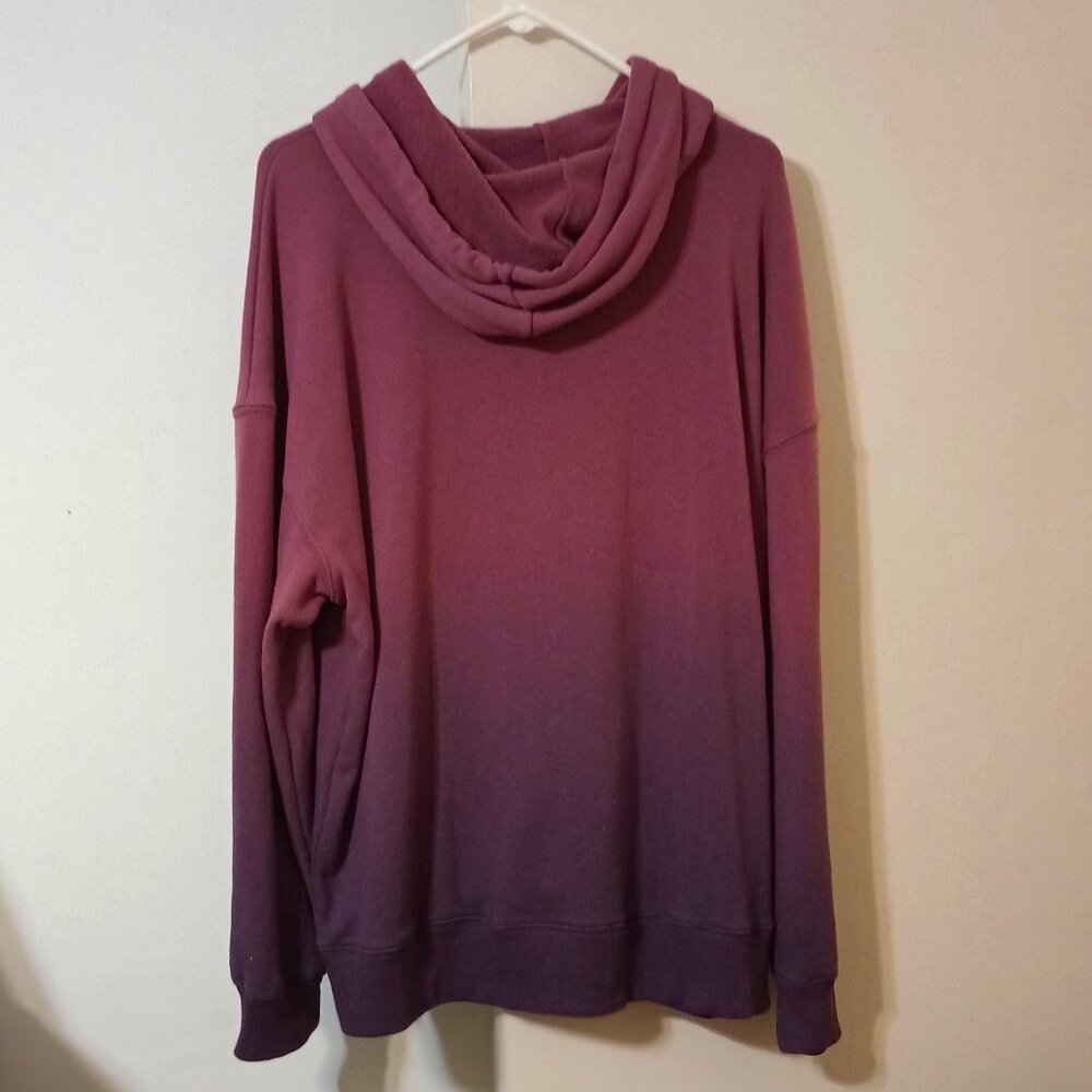NWT ~ Victoria Secret Long Hooded Pullover Sweatshirt with Pockets  (Size:  XL) - Picture 4 of 7